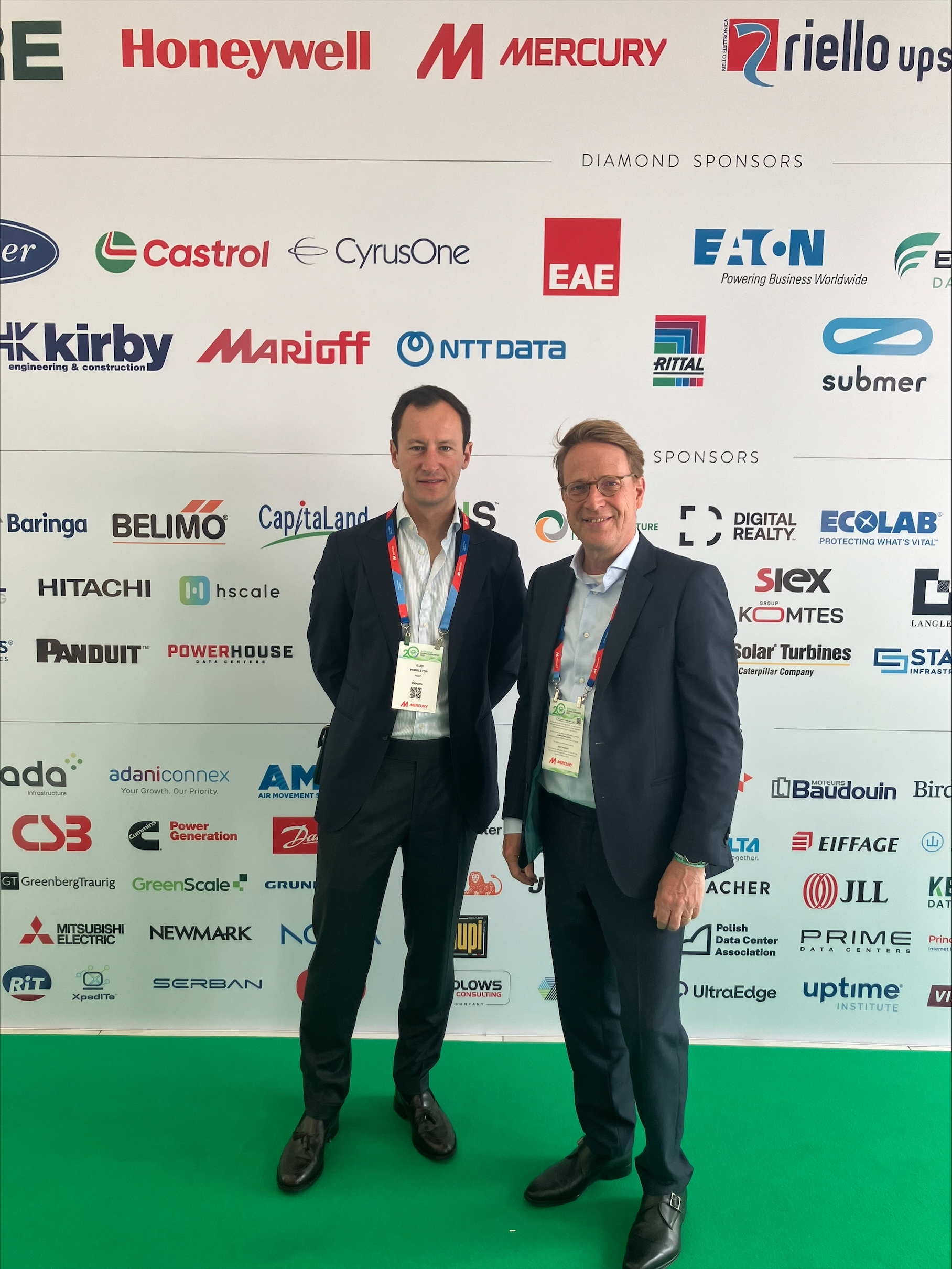 De Toekomst Van Digitale Infrastructuur Verkennen Tijdens Het Datacloud Global Congress